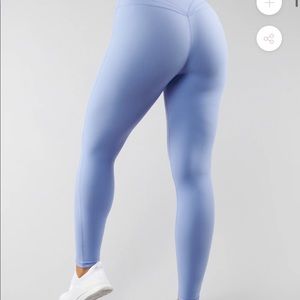 Buffbunny Legacy Leggings in Rainwater Blue size SMALL